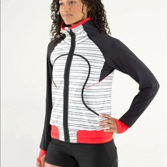 Lululemon Track Attack Jacket - Picture 2 of 10
